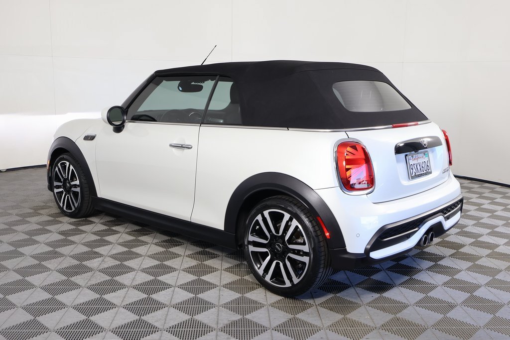 Certified Used 2024 White MINI  image 6