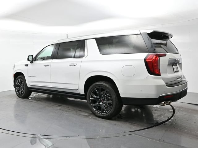 Used 2023 WHITE FROST TRICOAT GMC Denali image 5