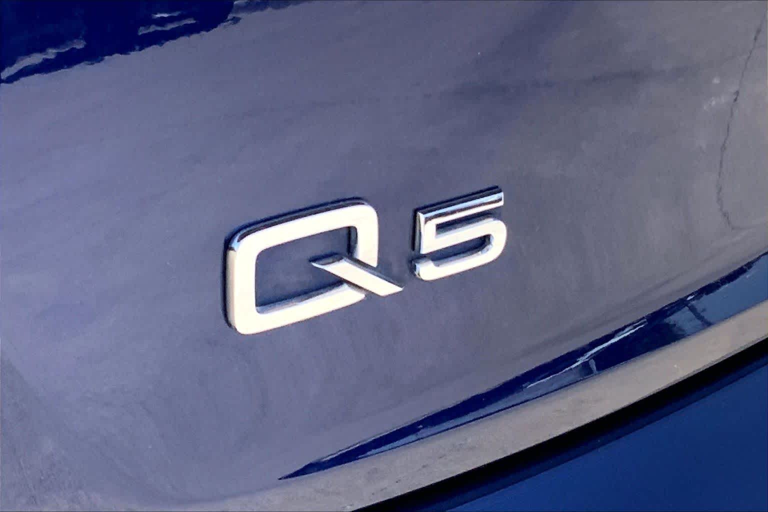 Used 2021 Navarra Blue Metallic Audi Premium Plus image 19
