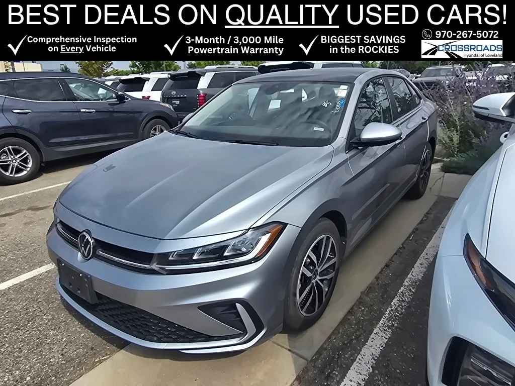 Used 2025 Gray Volkswagen SE image 1