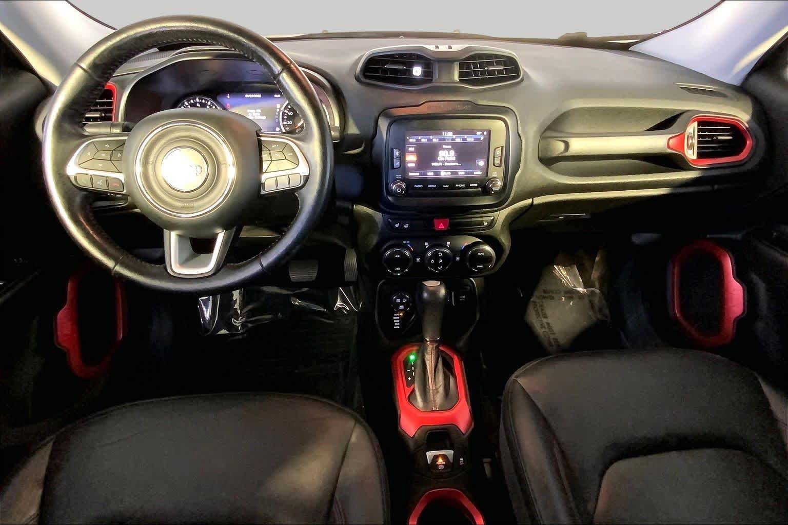 Used 2017 Black Jeep Trailhawk image 16
