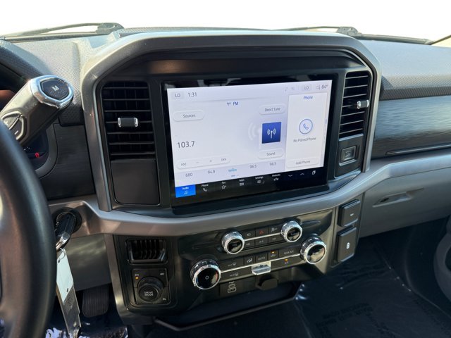 Used 2025 Oxford White Ford XLT image 12
