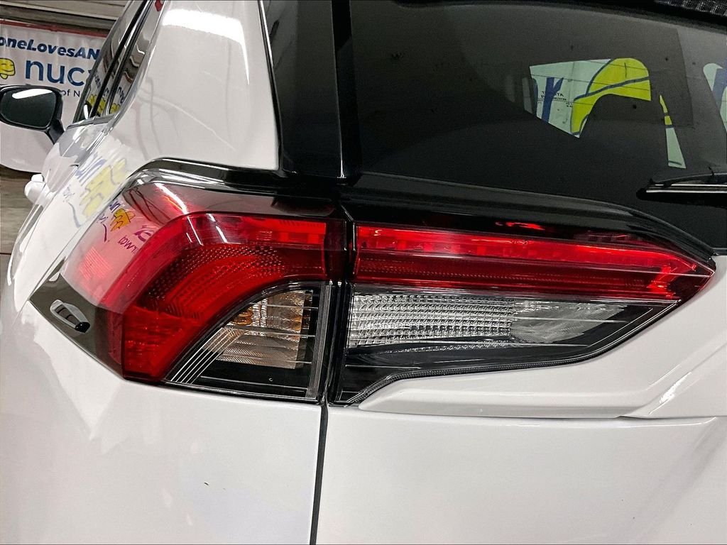 Certified Used 2025 White Toyota LE image 31