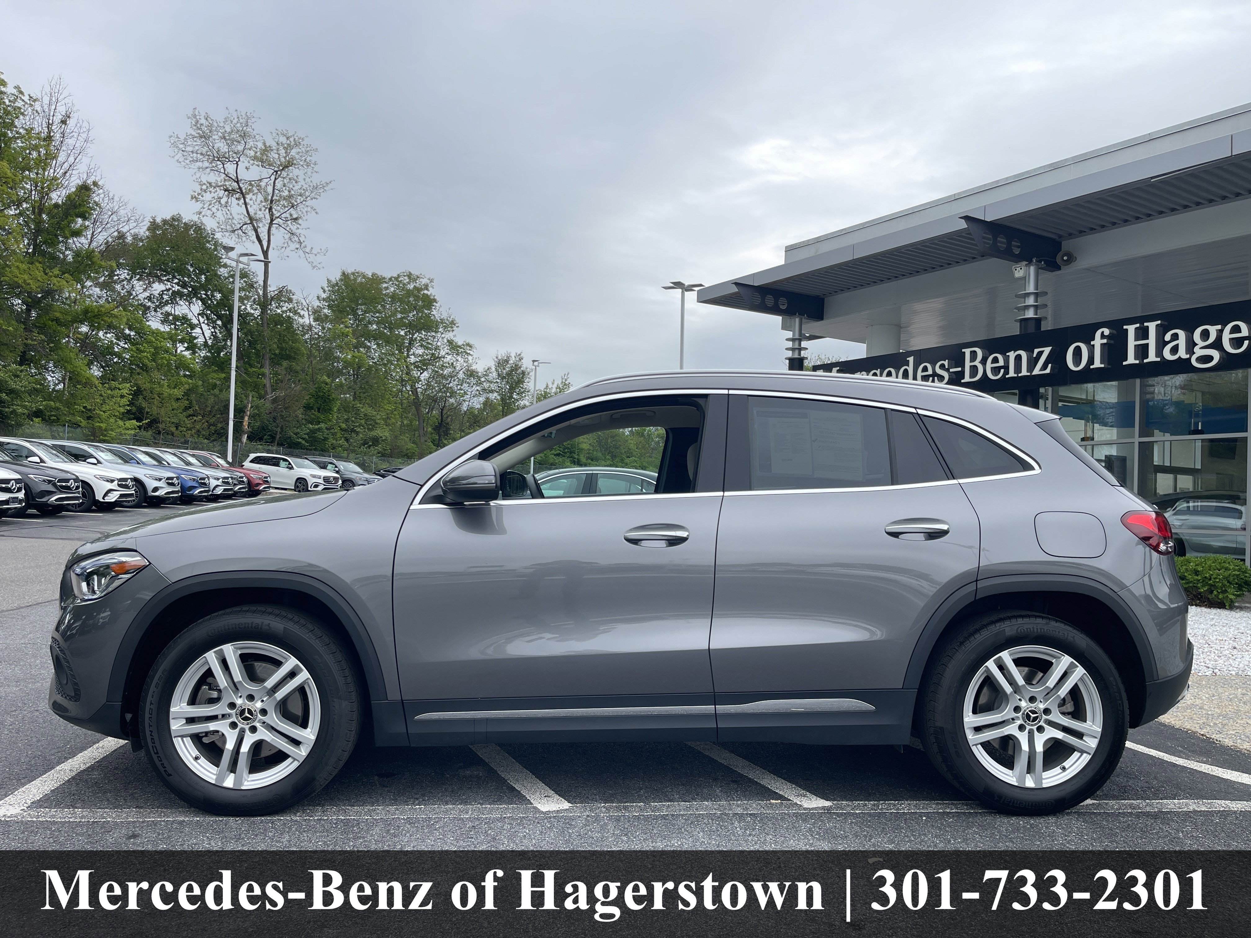 Certified Used 2023 Mountain Grey Metallic Mercedes-Benz GLA 250 4MATIC® SUV image 4