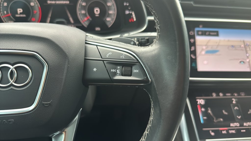 Used 2022 Silver Audi 55 Premium image 21
