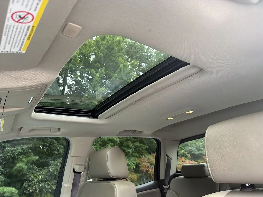 Used 2018 White Chevrolet LTZ image 18