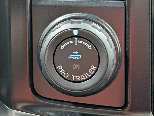 New 2026 Star White Metallic Tri-Coat Ford F-250® Platinum® image 47
