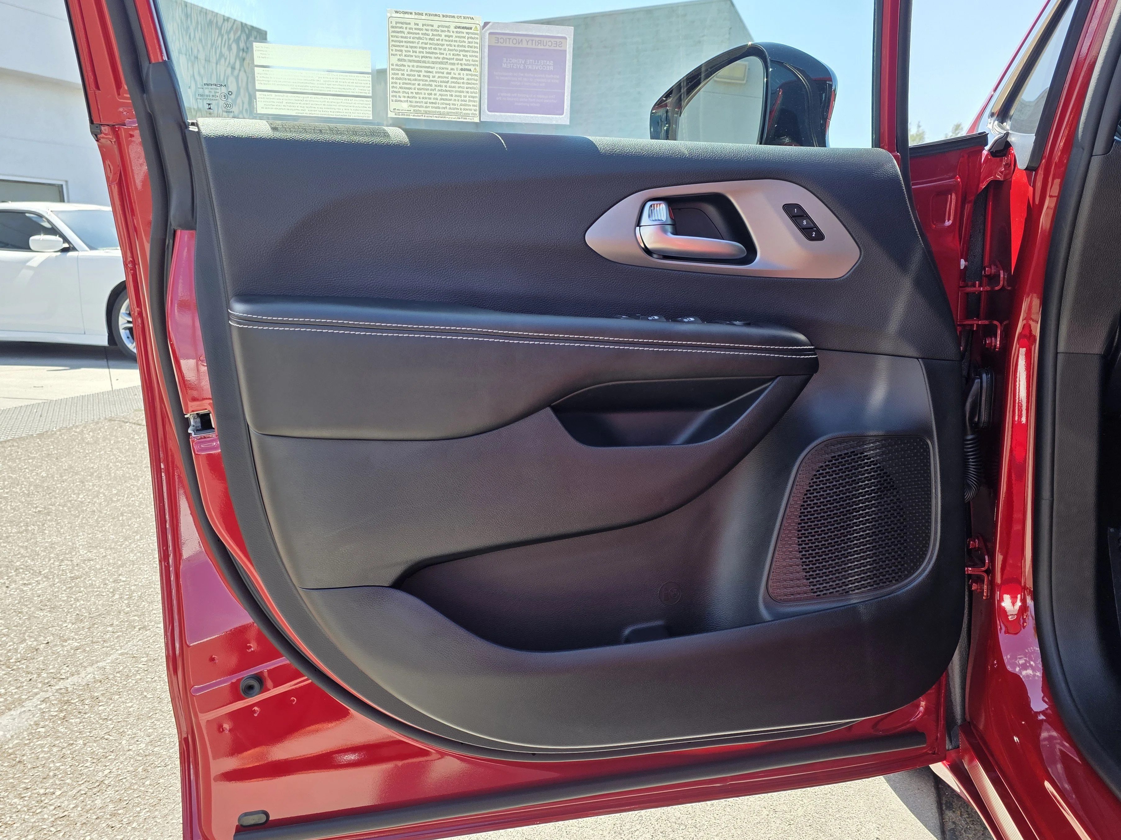 New 2027 Red Hot Pearlcoat Chrysler Select image 11