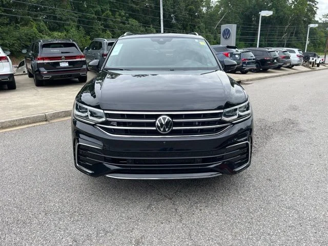Used 2024 Black Volkswagen 2.0T SEL R-Line image 35