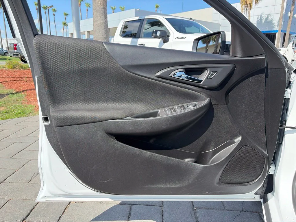 Used 2024 White Chevrolet LT image 13