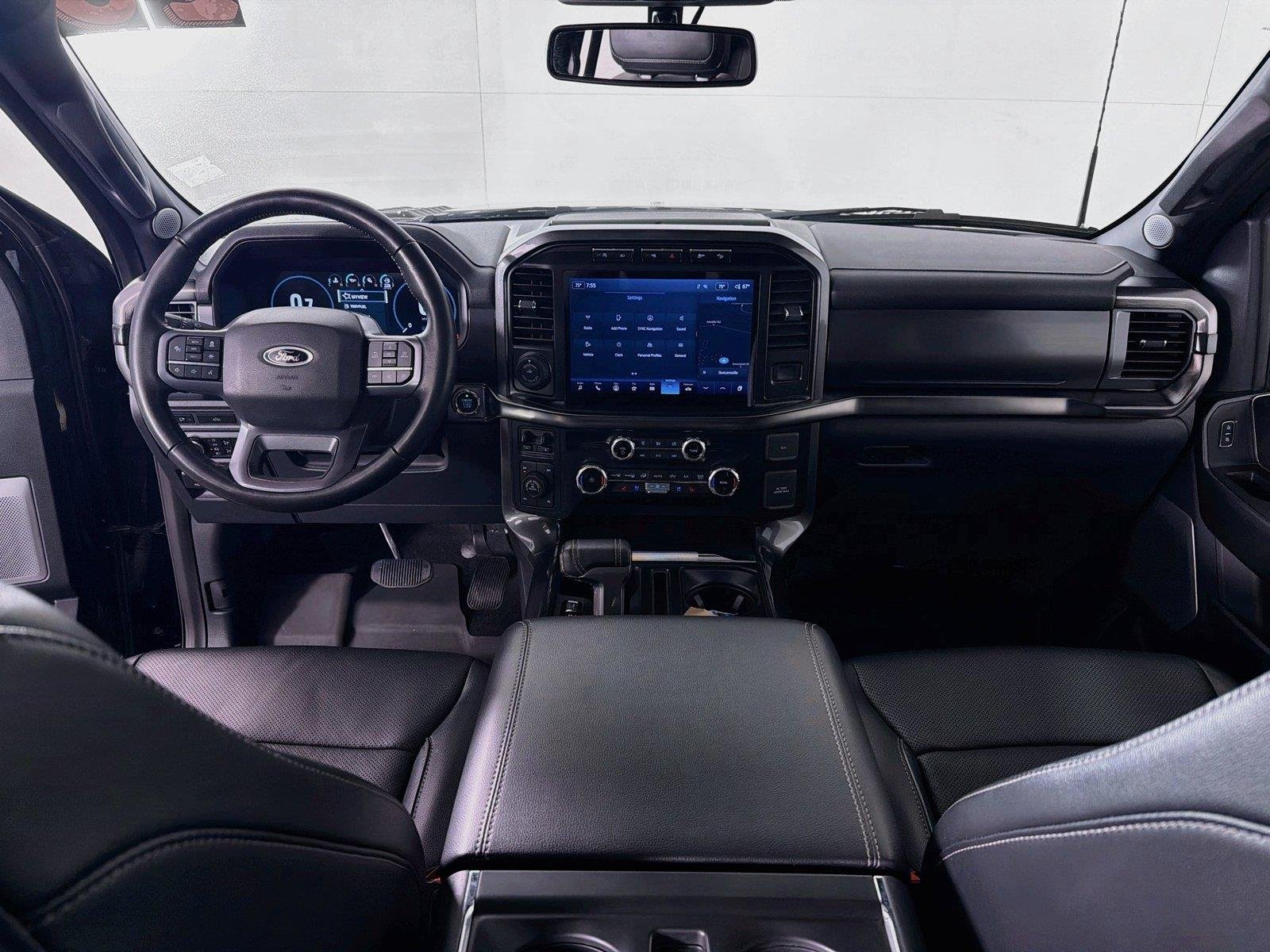 Used 2023 Agate Black Ford LARIAT image 26