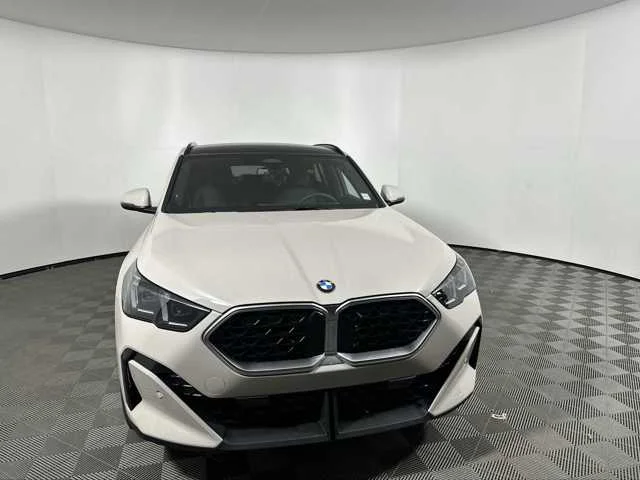 Used 2026 Dune Grey Metallic BMW xDrive28i image 6