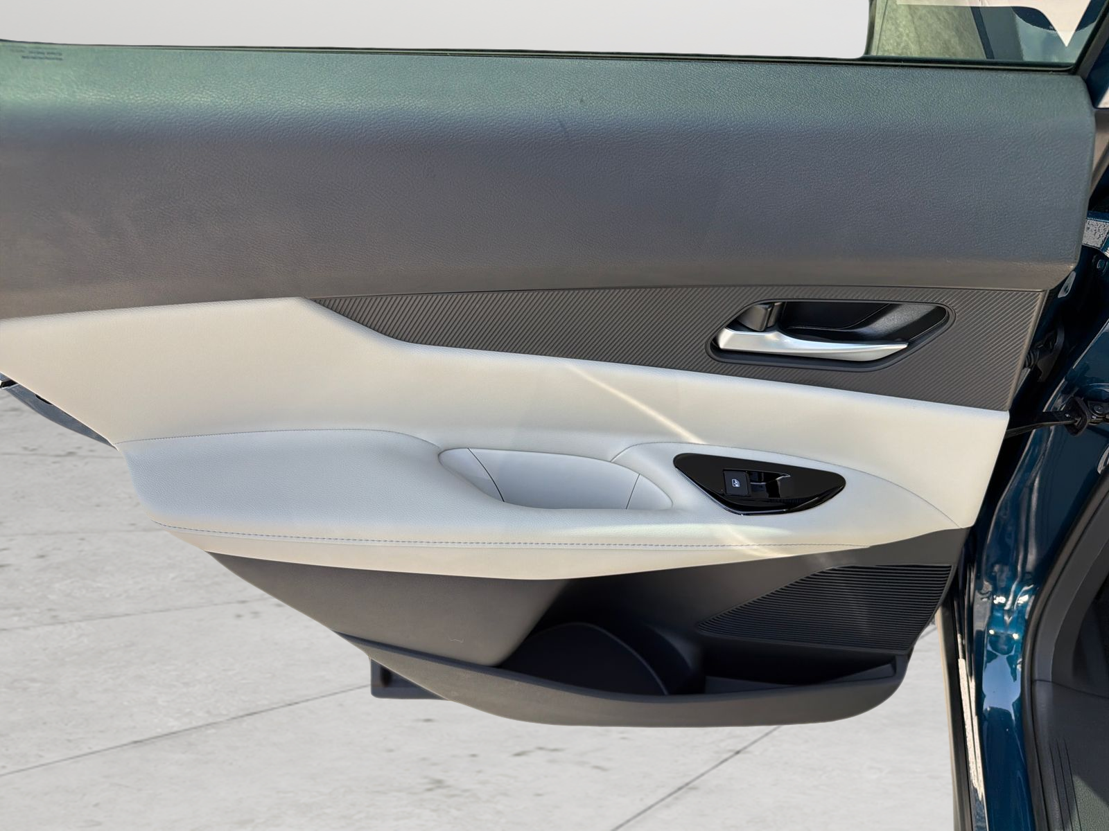 New 2026 Blue Nissan SL image 35