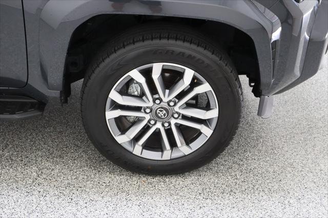 Certified Used 2025 Underground Toyota Limited 2.4T image 5