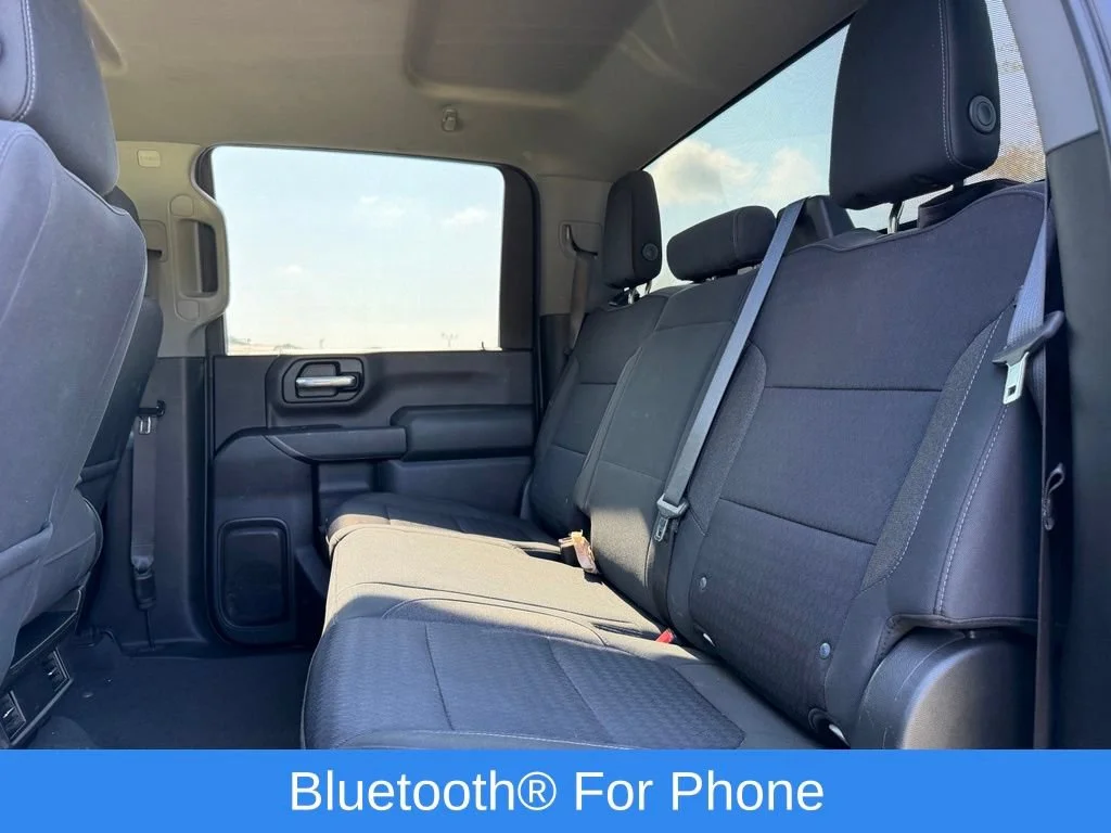 Used 2020 SUMMIT WHITE Chevrolet LT image 19