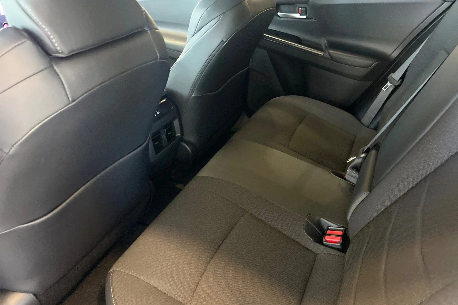 New 2026 White Subaru Premium image 11