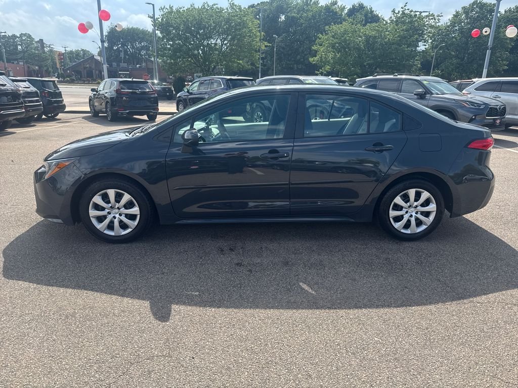 Used 2025 Gray Toyota LE image 4