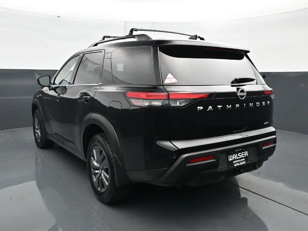 Used 2025 Super Black Nissan SV image 6