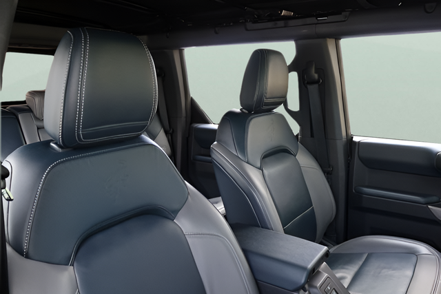 Used 2023 Black Ford Outer Banks image 19