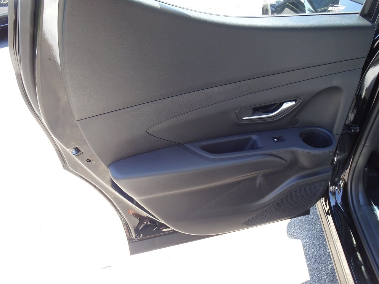 New 2027 Black Hyundai SE AWD image 14