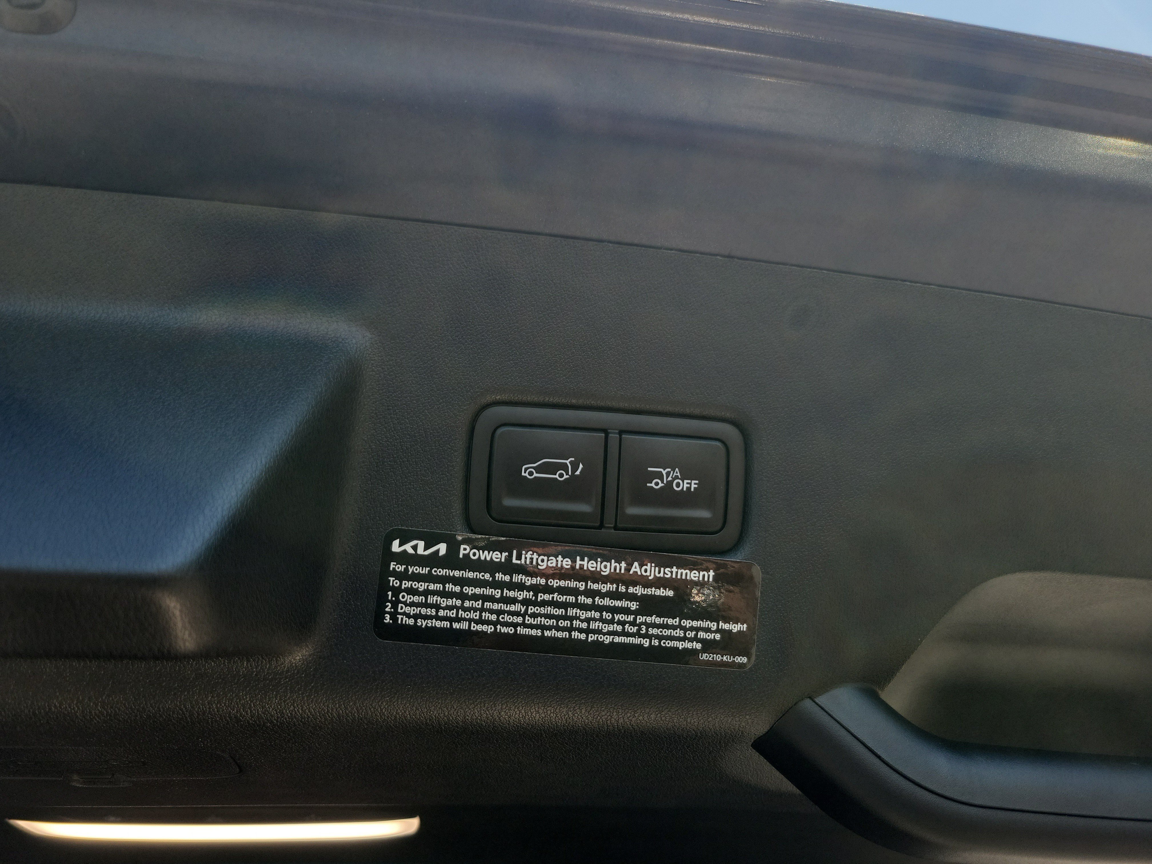 Used 2027 Midnight Lake Blue Kia X-Line SX-Prestige image 11