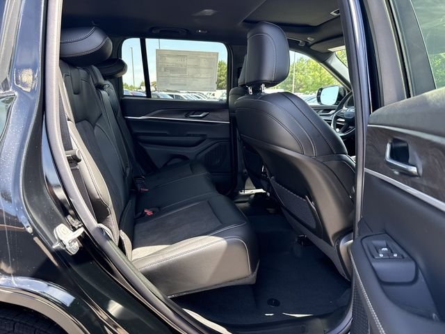 New 2026 Black Jeep Altitude image 16