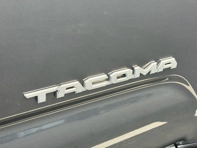 Used 2022 Gray Toyota Limited image 9
