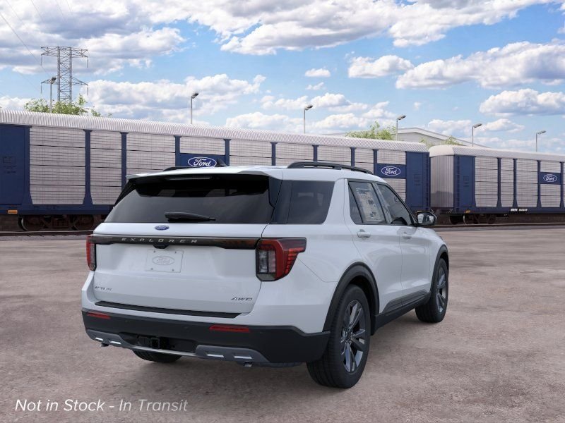 New 2026 Space White Metallic Ford Active image 39