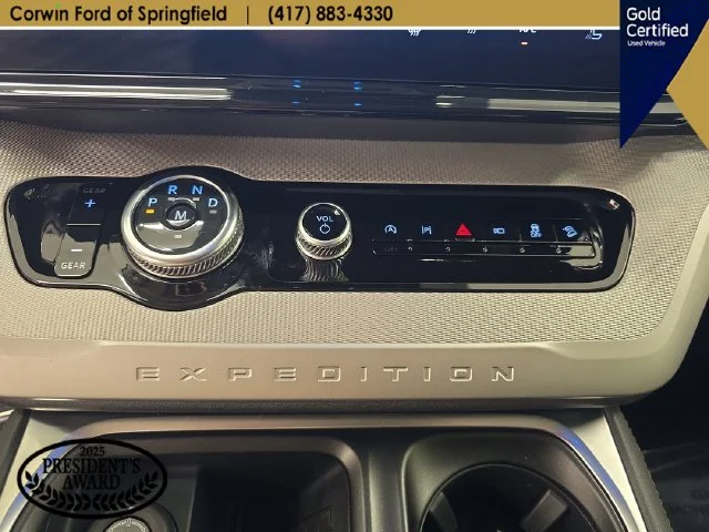 Certified Used 2025 Agate Black Metallic Ford Active image 30