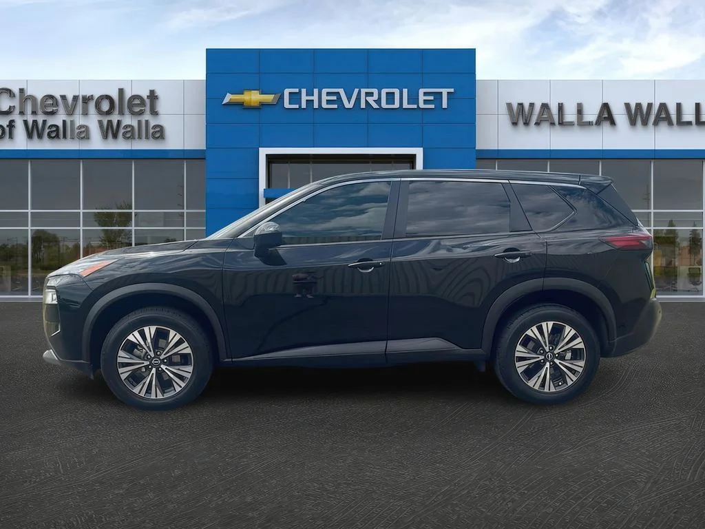 Used 2023 Super Black Nissan SV image 4