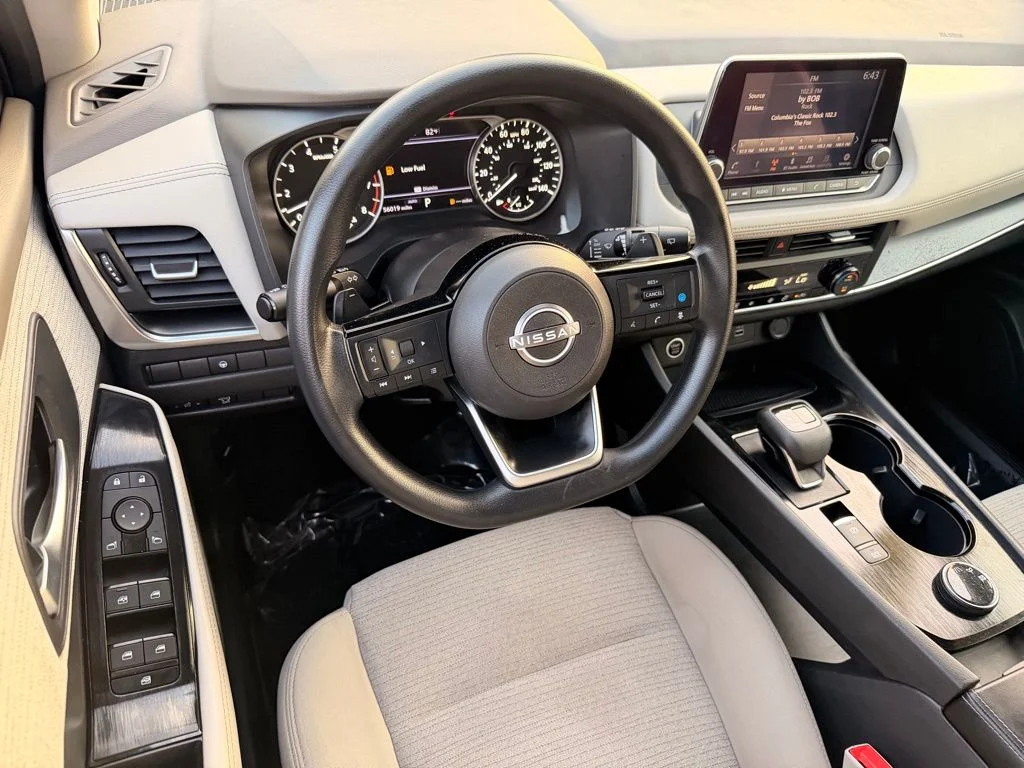 Used 2023 White Nissan SV image 22