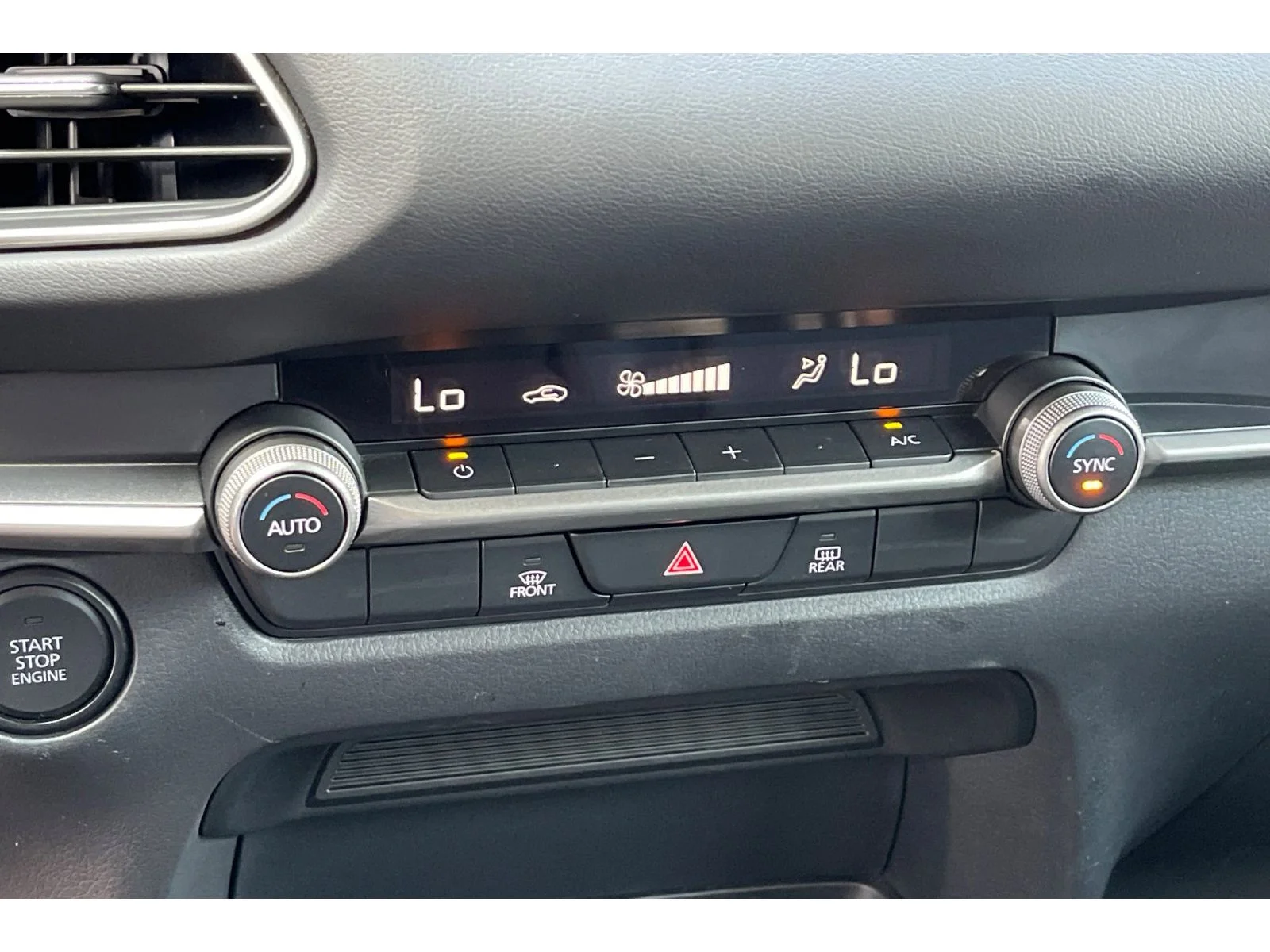 Used 2023 SNOWFLAKE WHITE P Mazda 2.5 S Select Package image 28