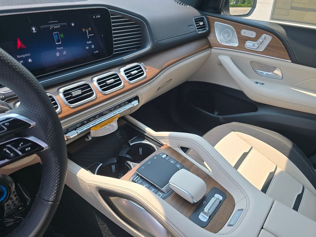 New 2026 Polar White Mercedes-Benz GLE 53 AMG® image 31