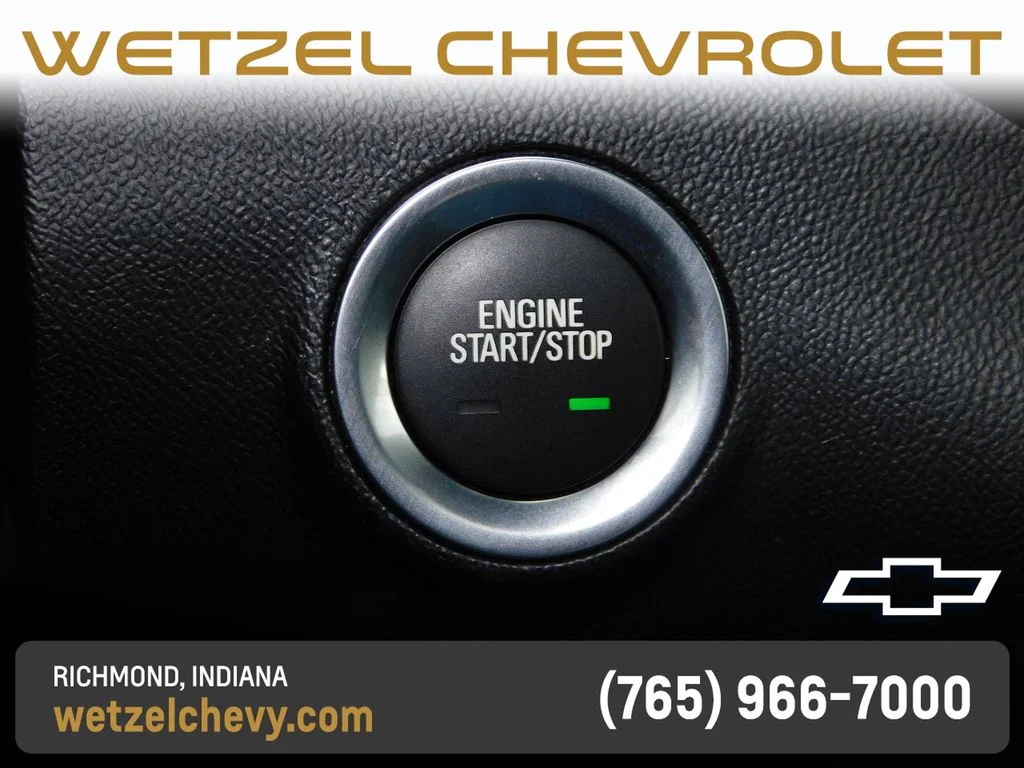 Used 2023 Silver GMC AT4 image 34