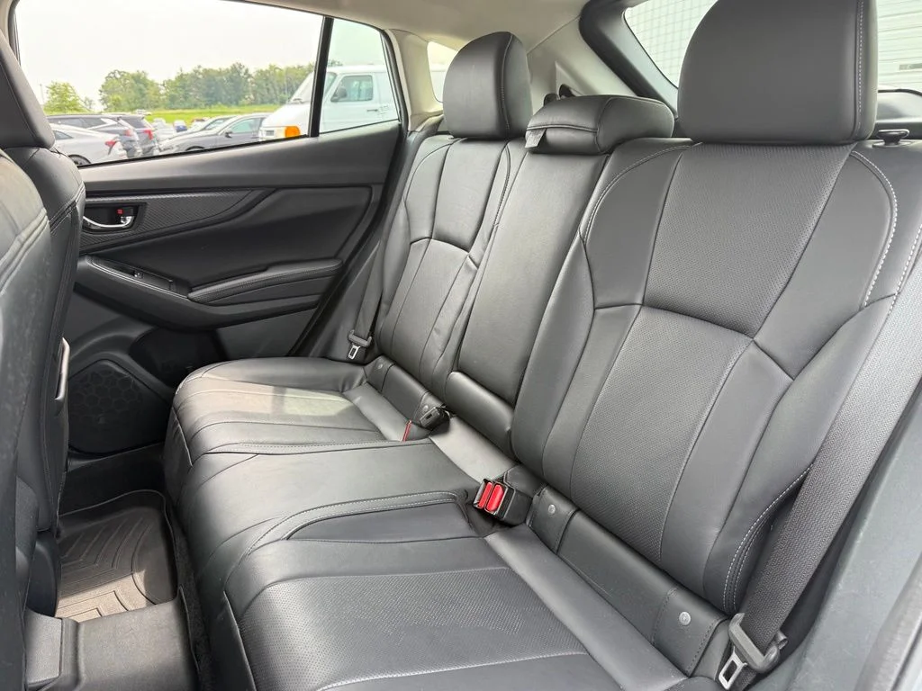 Used 2020 Silver Subaru Limited image 25