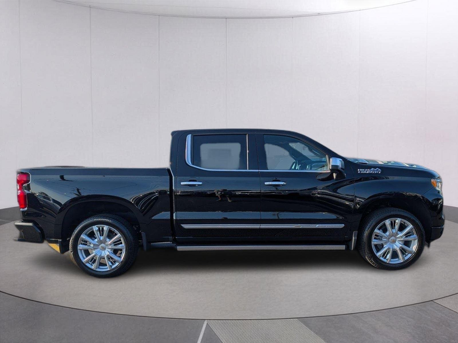 New 2026 Black Chevrolet High Country image 2
