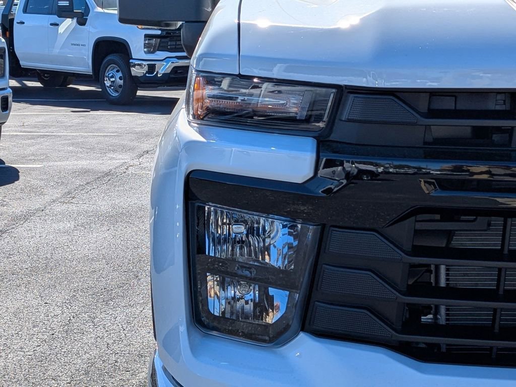 New 2026 Summit White Chevrolet WT image 12