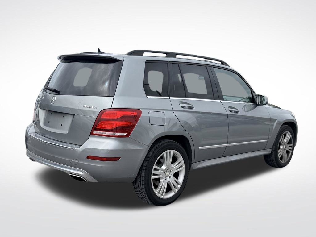 Used 2013 Silver Mercedes-Benz GLK 350 image 6