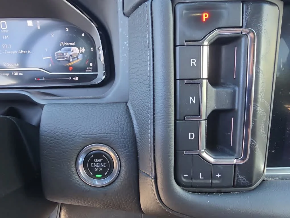 Used 2023 Summit White GMC Denali image 26