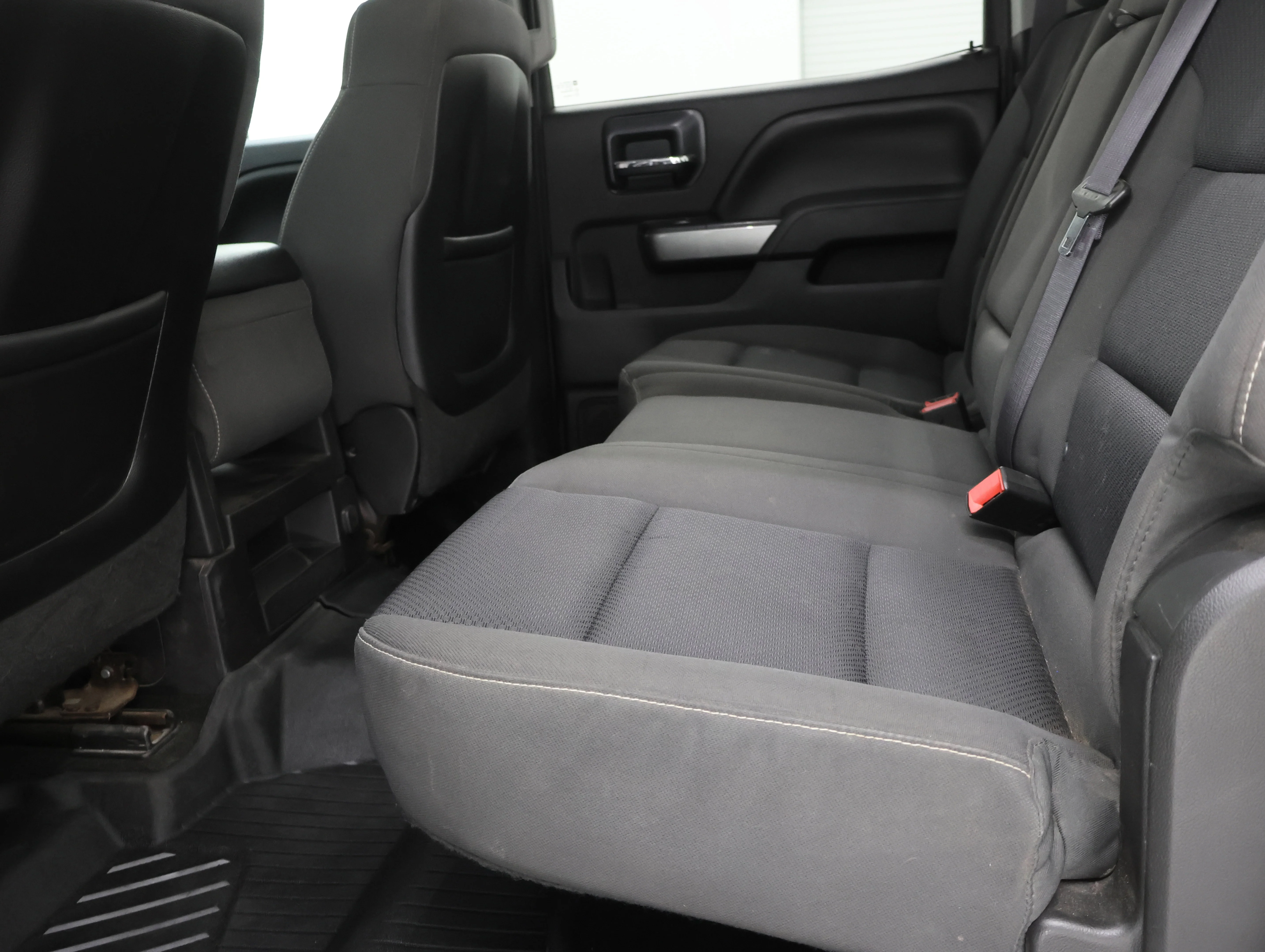 Used 2015 Summit White Chevrolet LT image 31