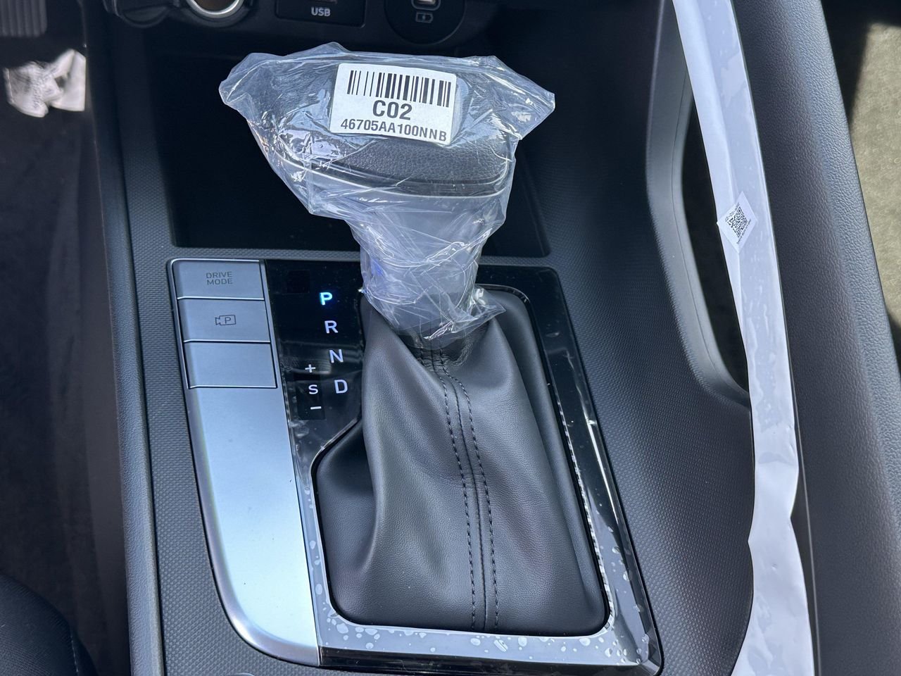 New 2026 Abyss Black Hyundai SE image 29