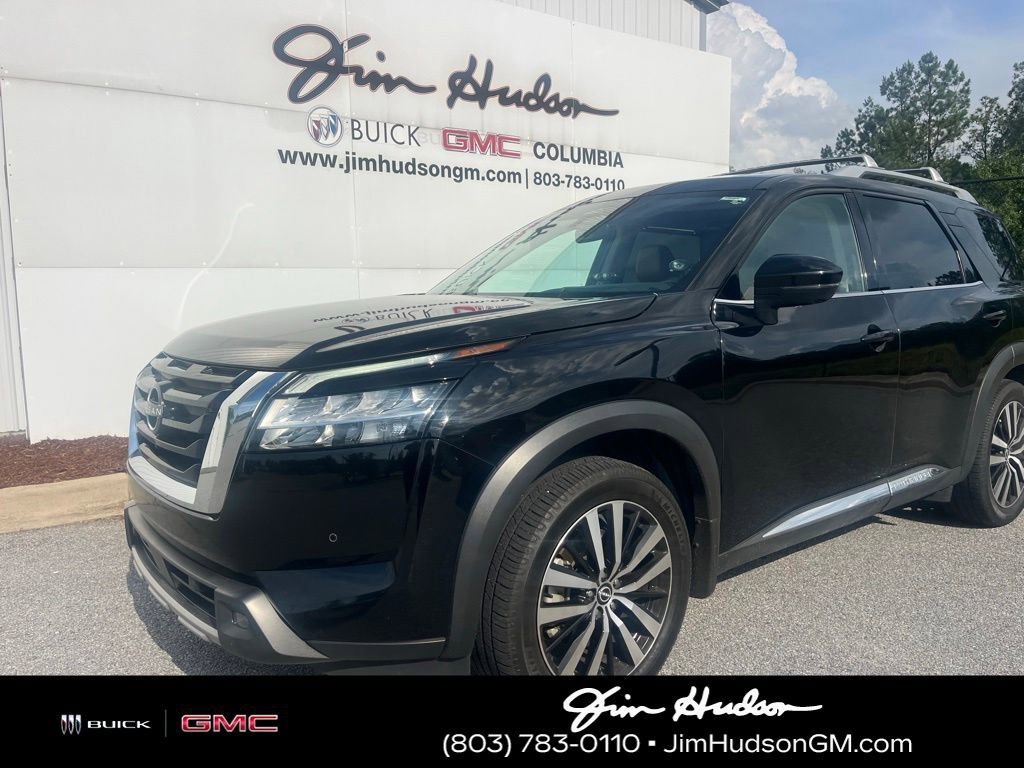 2024 Nissan Pathfinder Platinum 2WD's photo