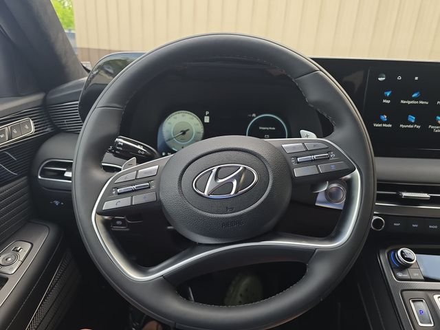 Used 2025 Black Hyundai Calligraphy Night Edition image 14