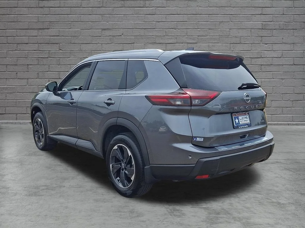 Used 2026 Gray Nissan SV image 37