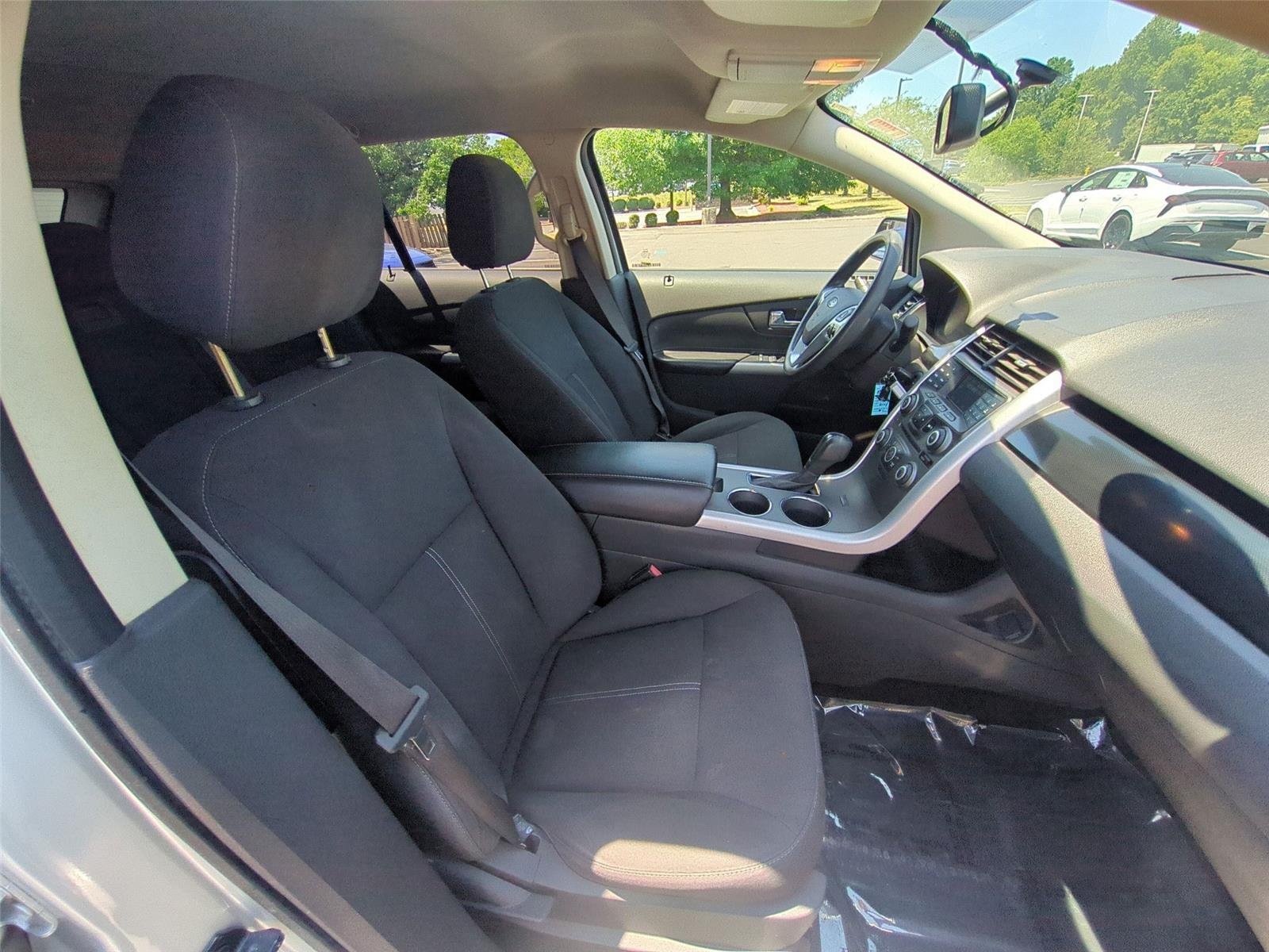 Used 2013 Ingot Silver Metallic Ford SE image 47