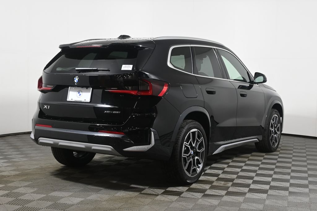 New 2026 Jet Black BMW xDrive28i image 7