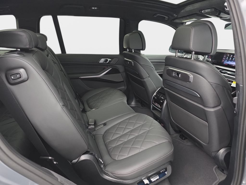 New 2027 Skyscraper Grey Metallic BMW xDrive40i image 11