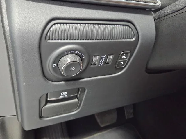 Used 2024 Silver Jeep Series II image 28