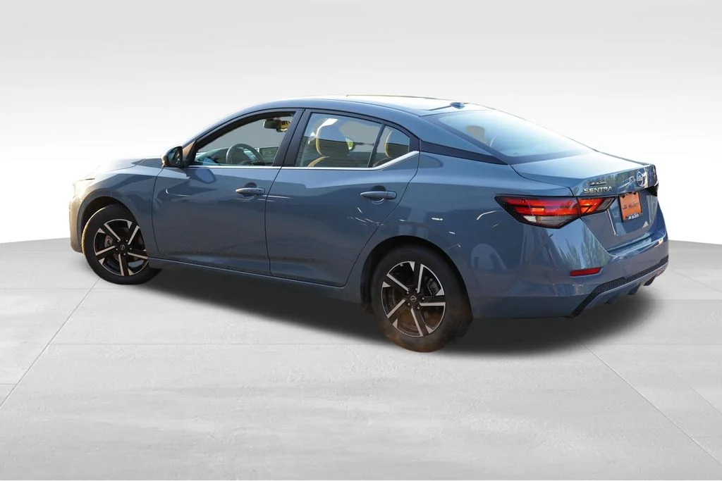 Used 2024 Atlantic Gray Metallic Nissan SV image 8