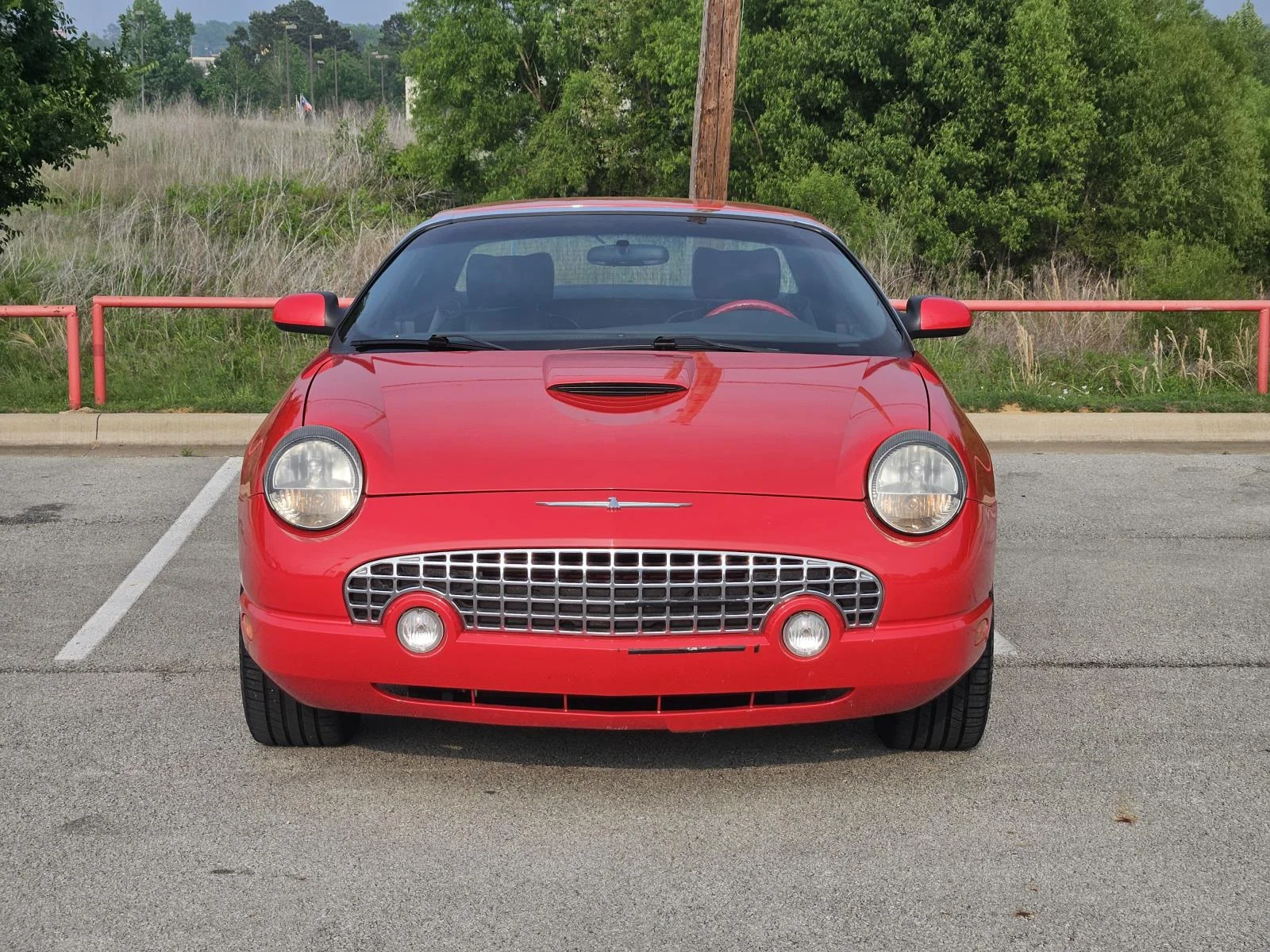 Used 2002 Ford Thunderbird Premium with VIN 1FAHP60A02Y129022 for sale in Palestine, TX